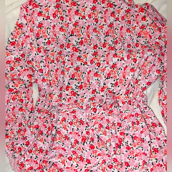 No Boundaries Blouse - Picture 4 of 8